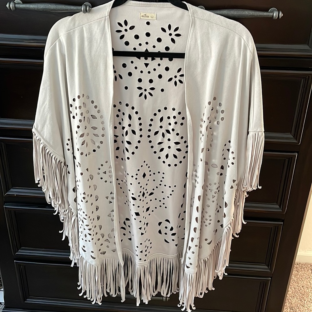 Hollister Faux suede fringe open poncho, size large, brand new but no tags.